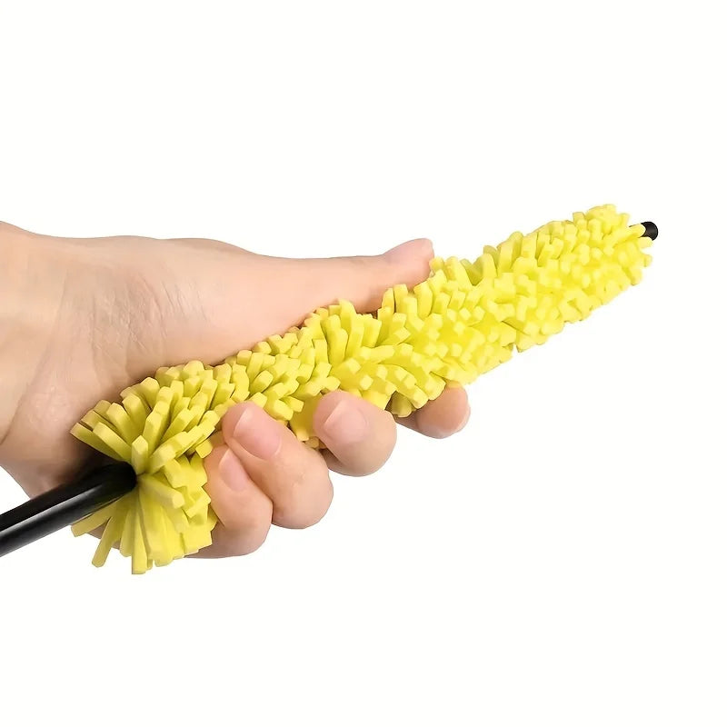 Tyre rim cleaning tool